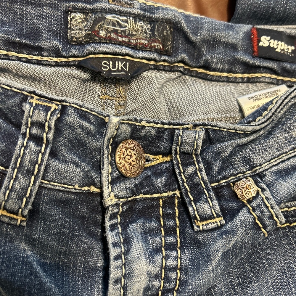 Silver SUKI Classic Blue Women's Jeans 28Wx35L - Picture 6 of 9